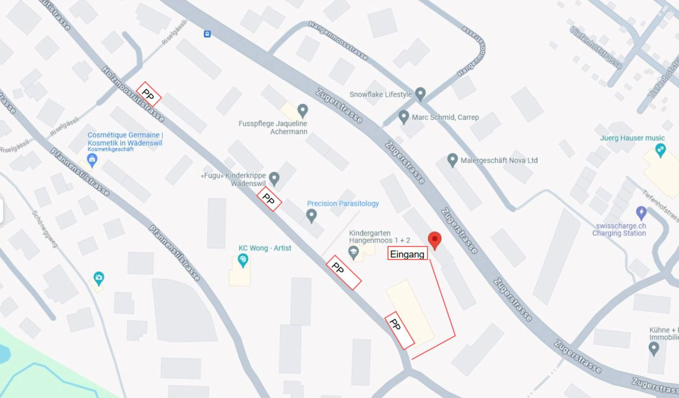Anfahrtsplan zum Massage Zentrum Wädenswil an der Holzmoosrütistrasse 10B mit markierten Parkplätzen (PP) und Eingang
